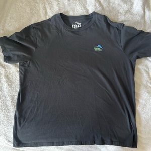 Tommy Bahama. Mint condition. Graphic Tee. Relax fit.